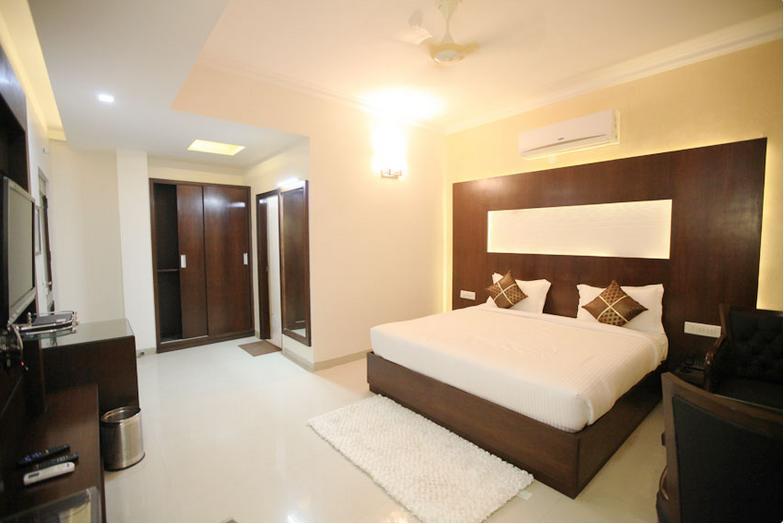 Hotel Neo Classic Chandīgarh Exterior foto