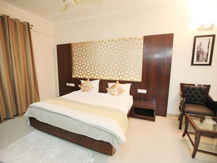 Hotel Neo Classic Chandīgarh Exterior foto